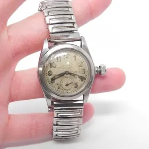 ROLEX OYSTER WRISTWATCH--CONDITION NOTED $300