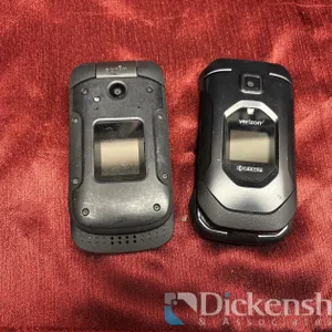 SONIM XP30 AND VERIZON KYOCERA FLIP PHONES, QTY (2)