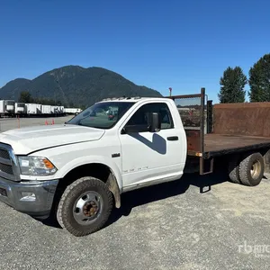 2014 Ram 3500 4x2 Flatbed Truck