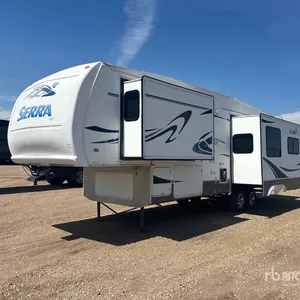 2006 Forest River F305 34 ft T/A Travel Trailer