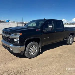 2022 Chevrolet 3500 HD LT 4x4 Crew Cab Pickup