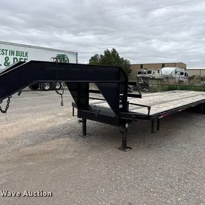 2009 Pro-Trak equipment trailer