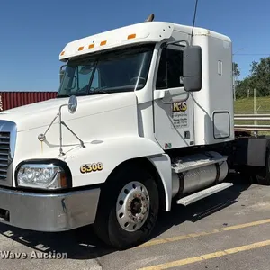 2006 Freightliner CST120 semi truck