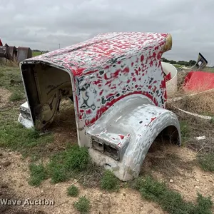 Semi truck hood