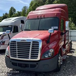 2018 Freightliner Cascadia semi truck