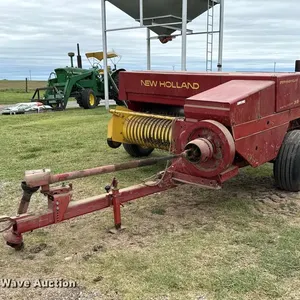 New Holland Hayliner 315 small square baler