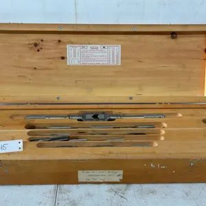 Threading Set 1/2" - 3/4" Military Set