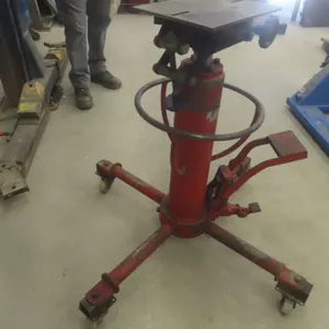 Rolling Hydraulic Transmission Jack, 2 Ton