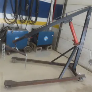 Hydraulic Rolling Custom-Built Engine Lift w/ Leveler