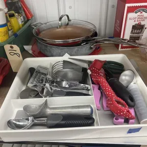 Kitchen Utensils in Tray - Skillets & Lid