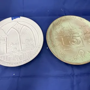 2 Pcs - Frankoma Holiday & Oklahoma Plate