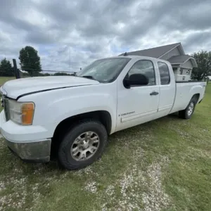 2007 GMC Siera SLE Pickup - Ext Cab - 5.3L Eng