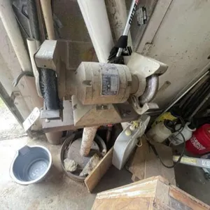 Bench Grinder on Stand