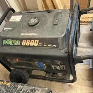 Generator with honda engine
