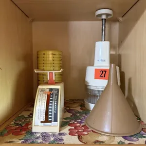 Food chopper, scale, funnel, measuring cup