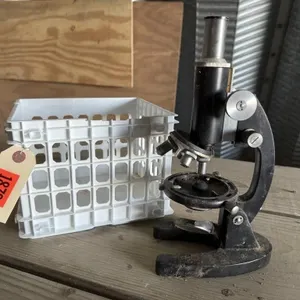 Adams microscope