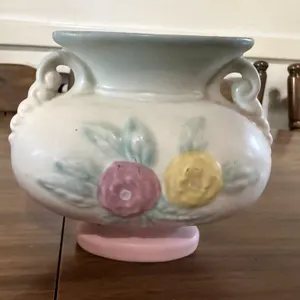 Hull pottery vase