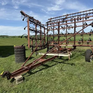 Field cultivator