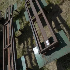 Lawn Tractor Ramps, all steel, owner used it to reduce mice damaging tractor.