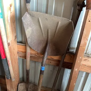 2 SHOVELS-POST HOLE DIGGER