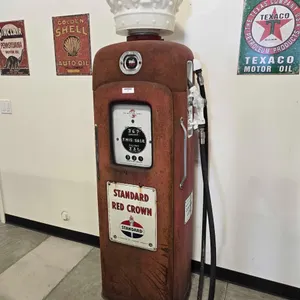 1950 WAYNE PUMP COMPANY GAS PUMP