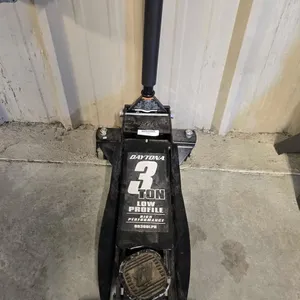 DAYTONA 3 TON LOW PROFILE AUTOMOTIVE FLOOR JACK