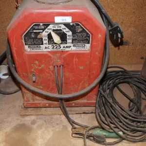Lincoln Electric 225A Arc Welder