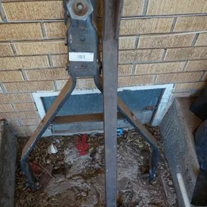 2 Tow Bars