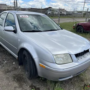 SALVAGE UNIT: 2000 Volkswagen Jetta Car (Grey)
 UNRESERVED