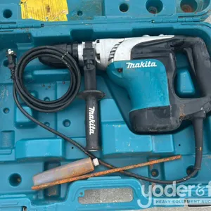Makita HR4002 