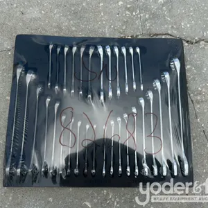 32 Piece Combination Wrench Set with Case, Grip 