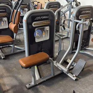 LIFE FITNESS SEATED ROW STATION