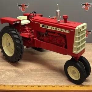 Scale Models 1:8 Cockshutt 1850 Tractor.