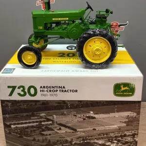 ERTL 1:16  John Deere 730 Argentina Hi-Crop