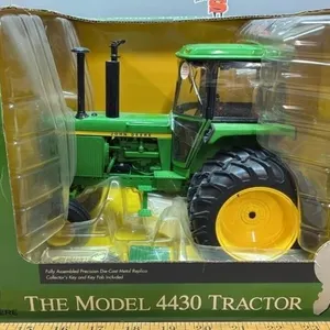 ERTL Precision Key 1:16 John Deere 4430 Tractor.