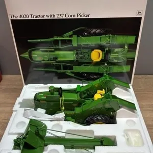ERTL Precision Classics 1:16 John Deere 4020