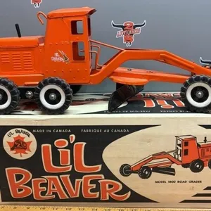 Li’L Beaver Model 1600 Road Grader.