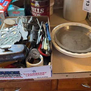 Pie Plates & Kitchen Utensils