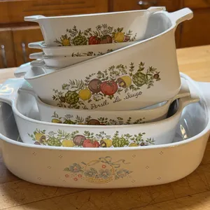 Corning Ware Casserole Dishware, Small Dish 7” - Big Dish 12”