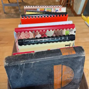 Cook Books & Recipes / Wooden Cook Book Stand