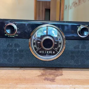 Victrola Metropolitan: 4-in-1 Bluetooth Record Player & Multimedia Center, AM/FM Radio, Wireless Music Streaming, Aux and RCA Outputs