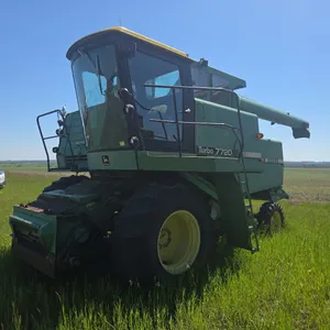 John Deere Turbo 7720 Combine