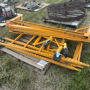 (3) 2IN RATCHET STRAPS