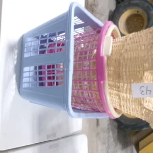 4-LAUNDRY BASKETS