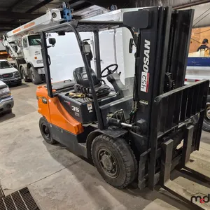 2013 Doosan D35S-5 Forklift