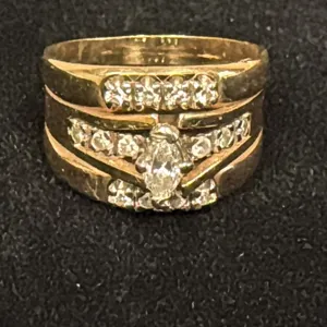 APPROX 14K LADIES WEDDING RING SET WITH DIAMONDS (.01-.2CT, 6.7G)