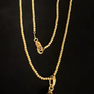 APPROX 10K CHAIN (16") WITH APPROX 18K PENDANT SET WITH BLACK PEARL (9G)