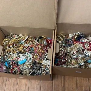 MISC COSTUME JEWELRY