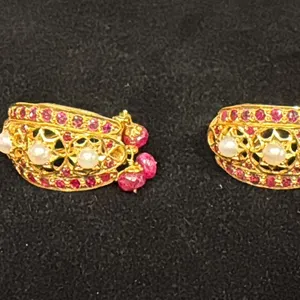 PAIR APPROX 22K EARRINGS SET WITH PEARLS AND RUBIES (12.4G)