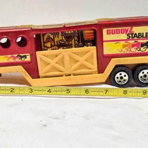 Buddy L Horse hauler, 11"